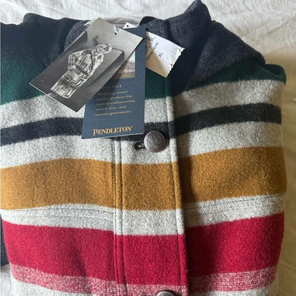 COPY - Pendleton New With Tags  Women's Camp Stripe Wool Parka - Picture 8 of 9